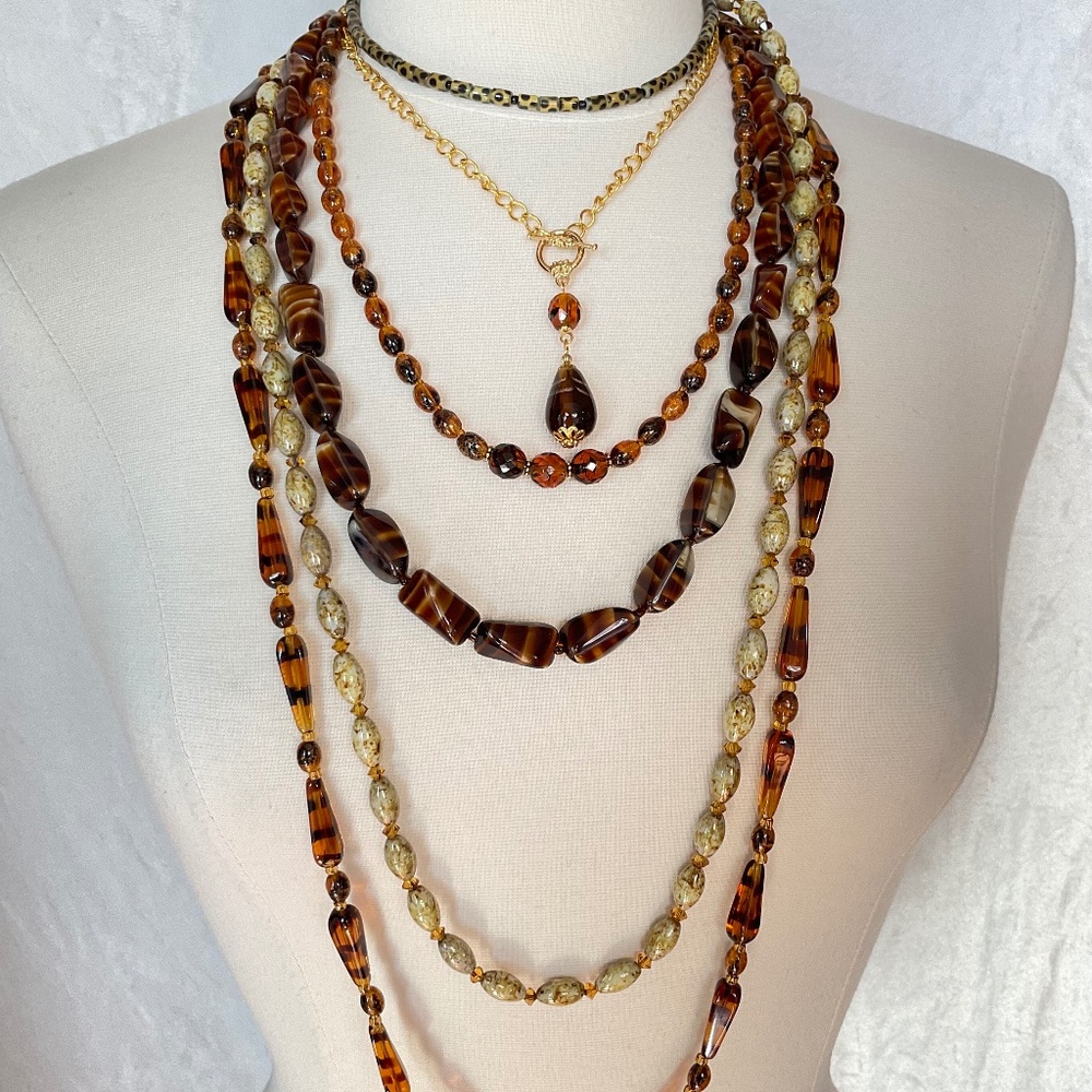 Vintage Glass & Crystal Bead Necklace and Earrings in Lion's Mane Colors - Picture 13 of 14